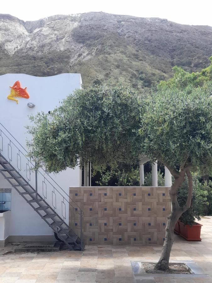 Vulcano: La Porta Delle Eolie فولكانو المظهر الخارجي الصورة